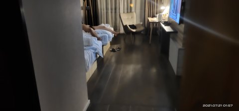 门口路过看的角度